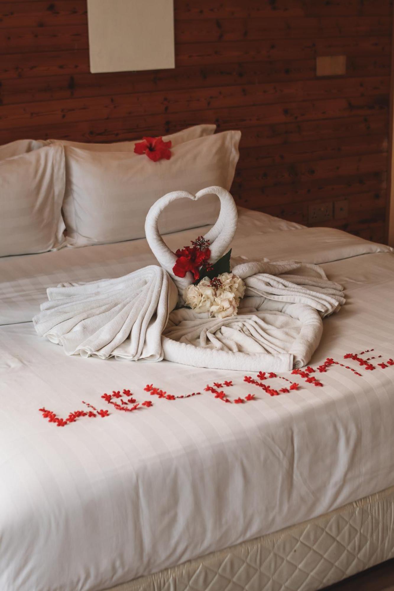ทุนดิ วิลเลจ แอนด์ สปา Hotel Maalhos  ภายนอก รูปภาพ
